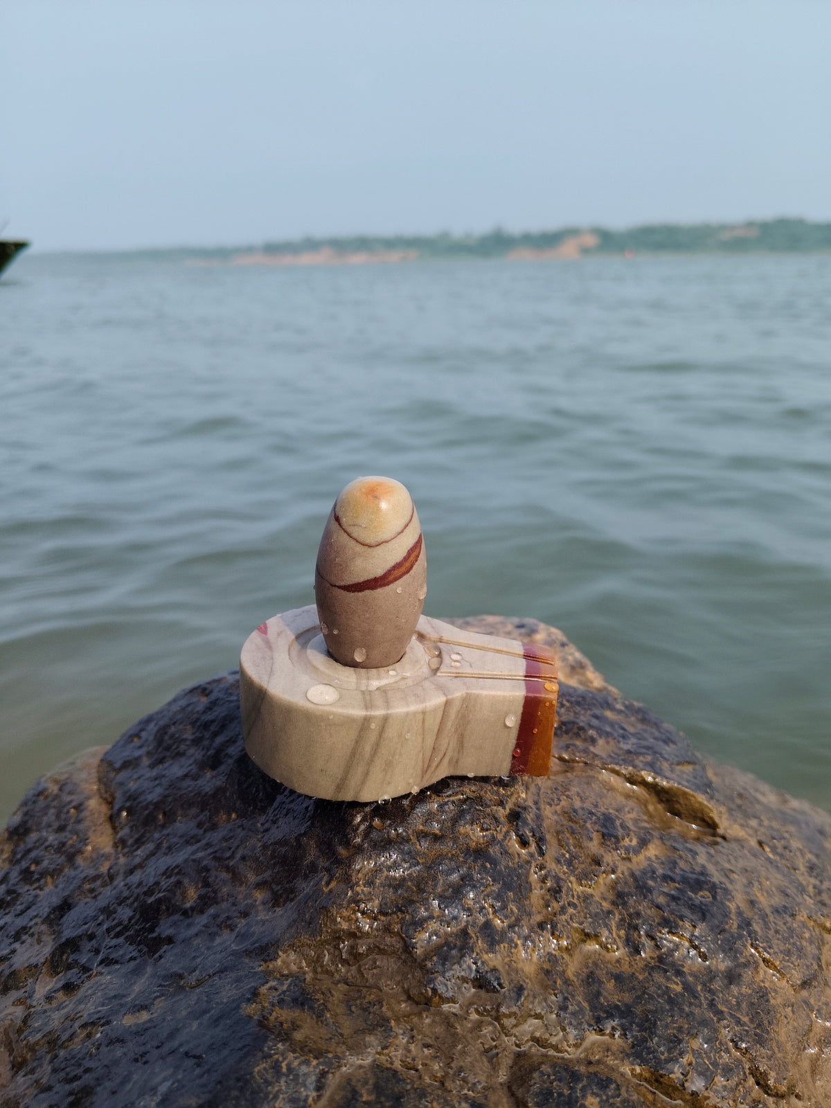 Narmda river stone narmdeswar shivling